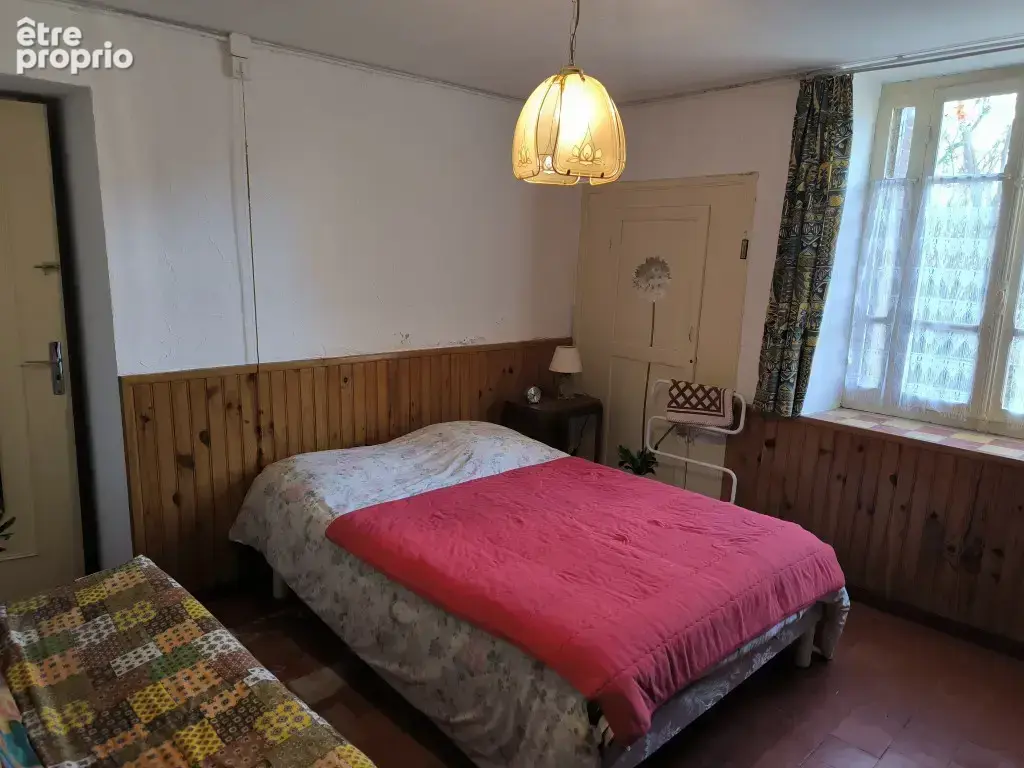 Maison de village avec dépendance et petit jardin - photo 7