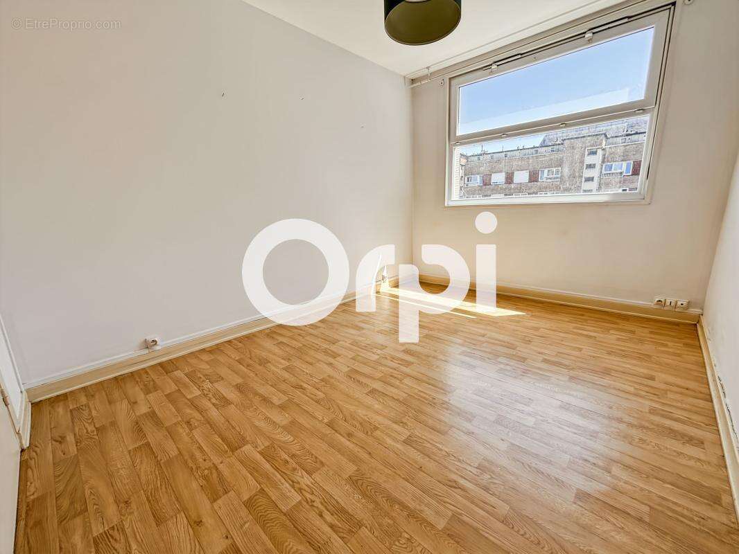 Appartement de type 4 en hyper centre de Dunkerque avec balcon et cave - photo 9