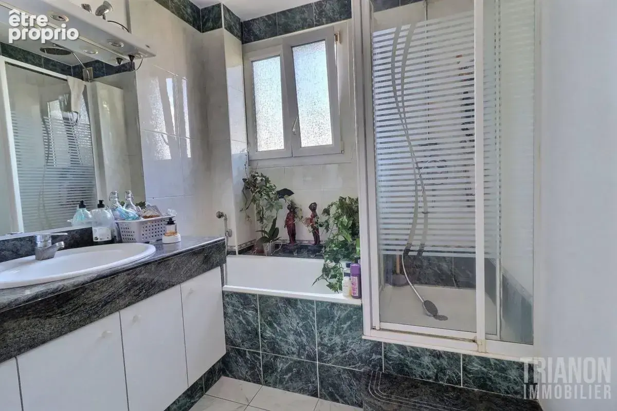 VENTE : appartement F5 (90 m²) à LA CELLE ST CLOUD. Résidence de Bel Ebat - photo 12