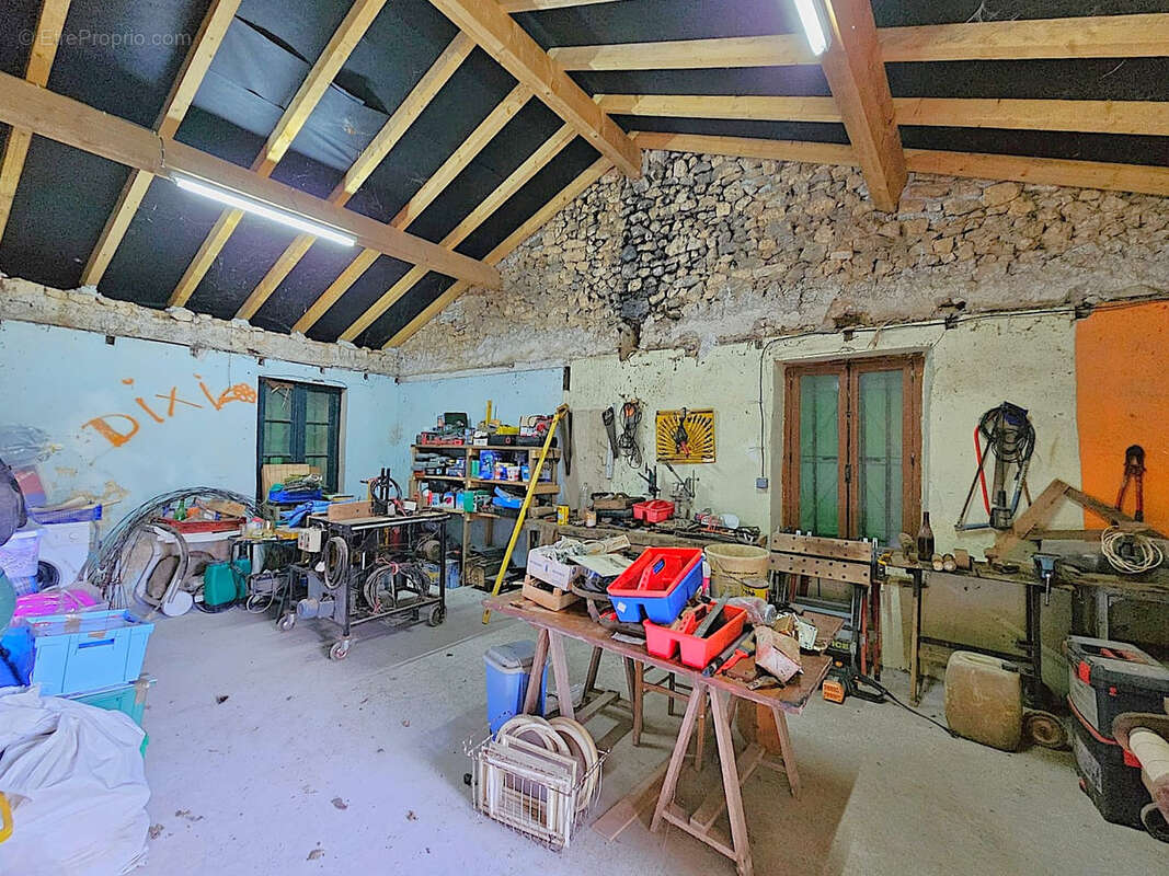 Maison à SAINT-VITE