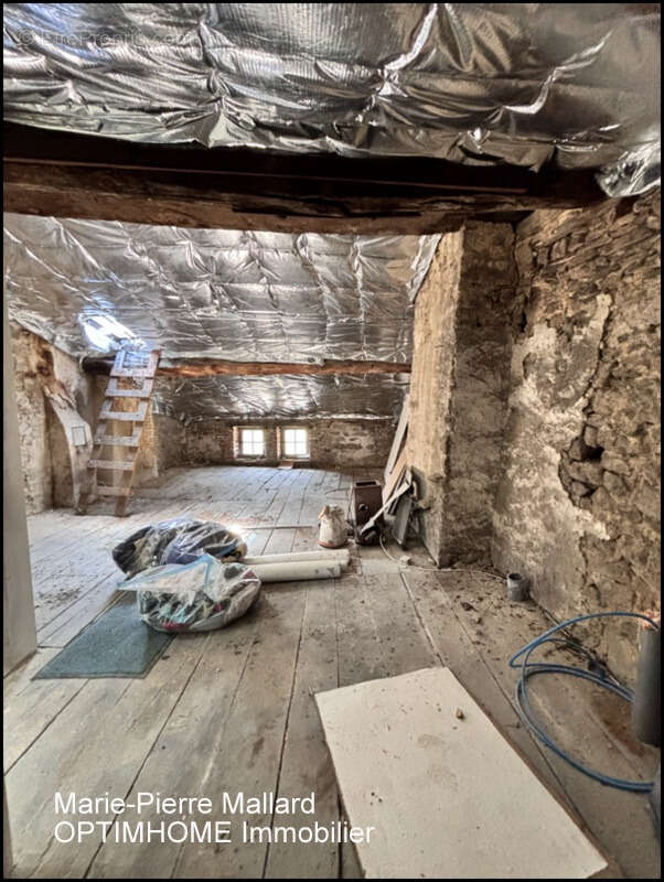 Maison à BOURGANEUF