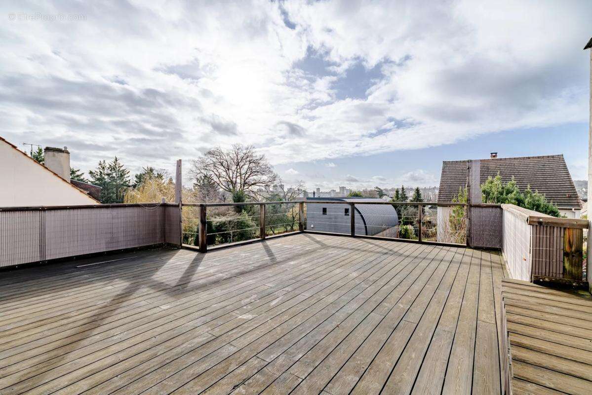 Maison à SAINT-GRATIEN