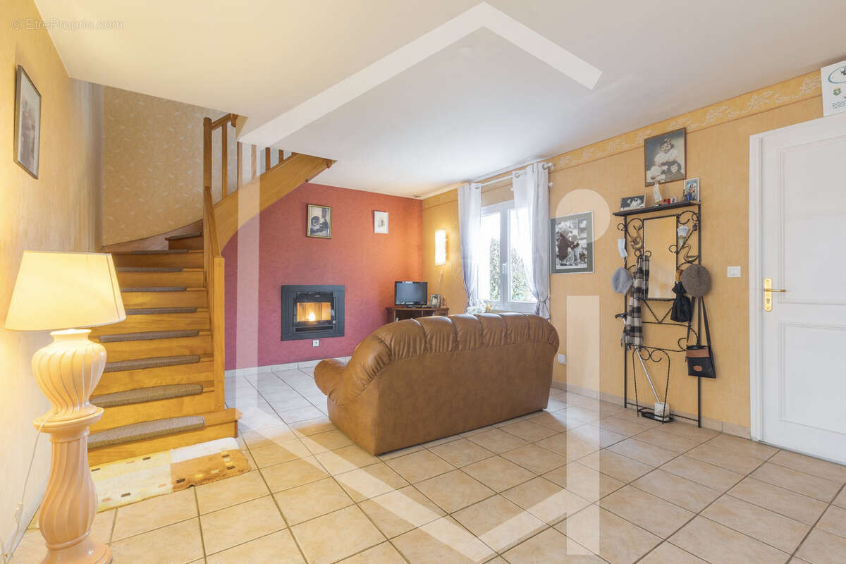 Maison à LA CHARITE-SUR-LOIRE