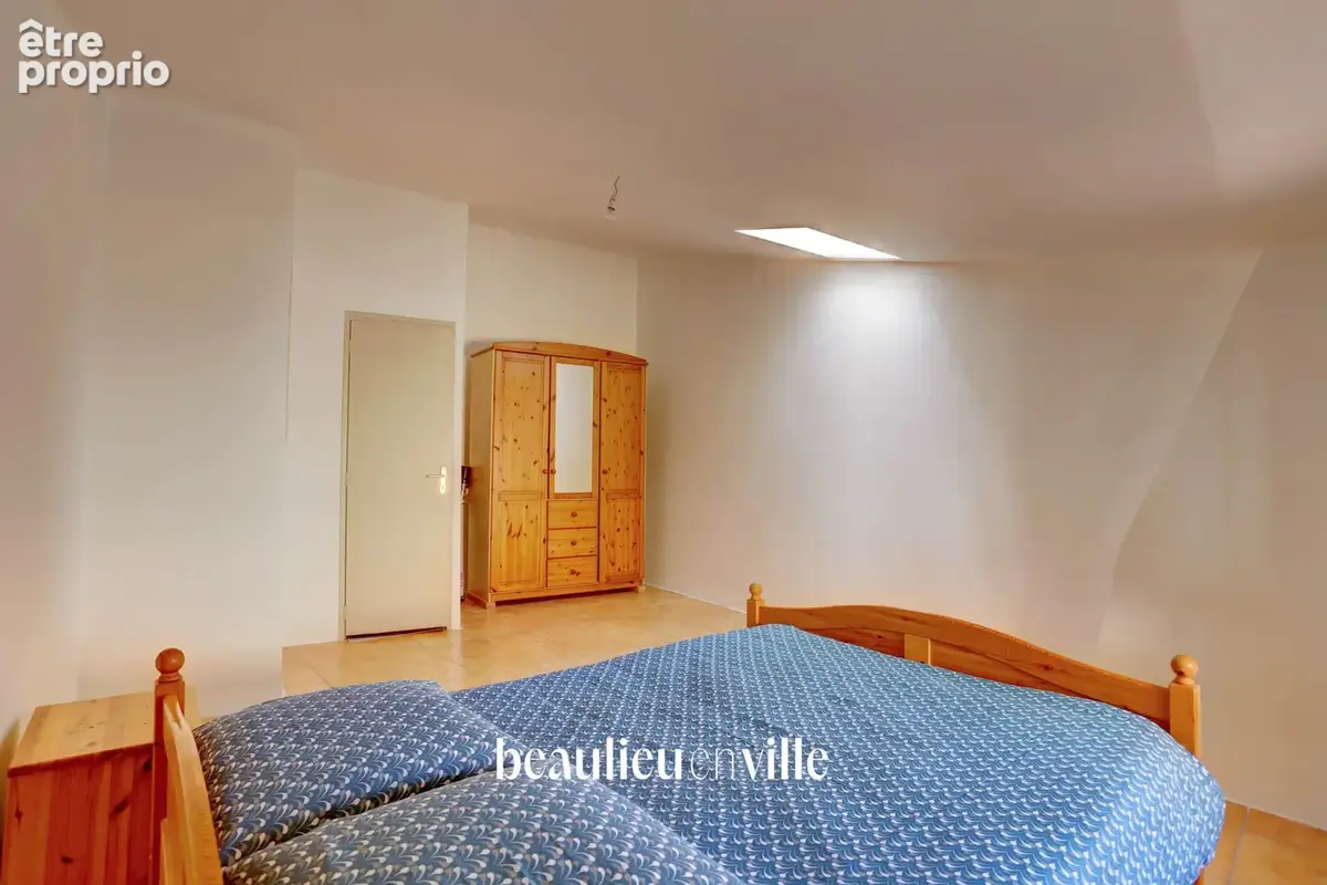 Trets - appartement - 3 pièces - 84m2 - 198 000€ - photo 9