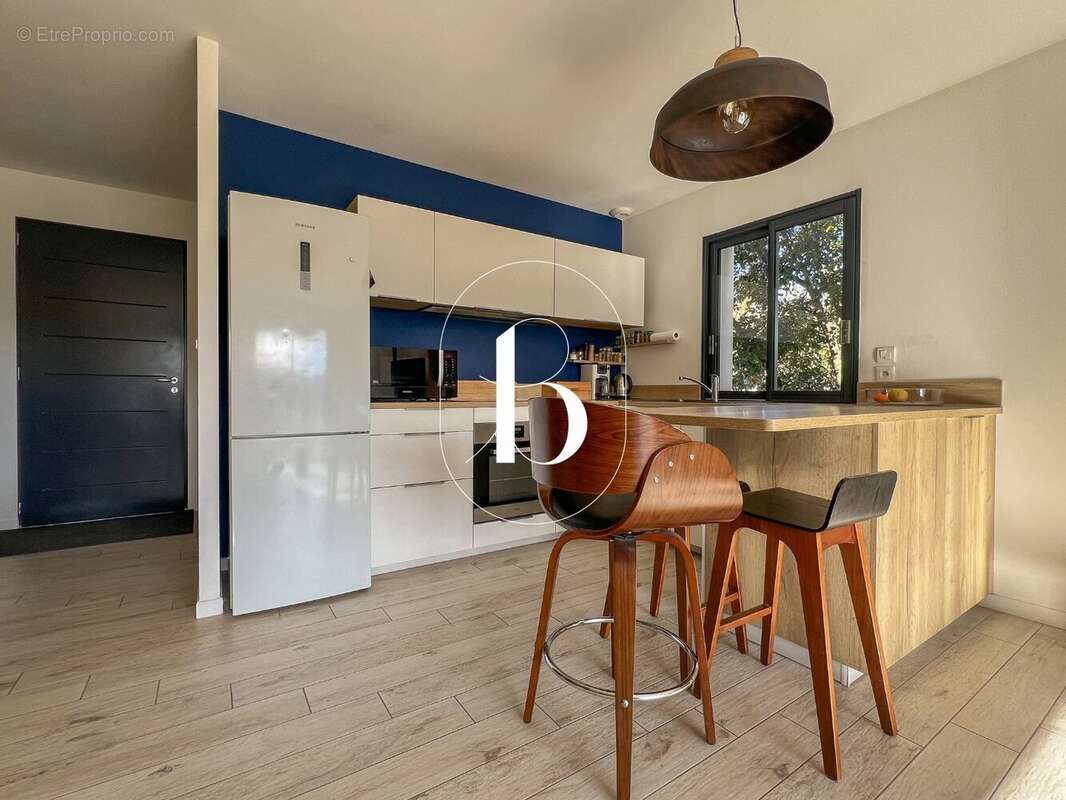 Maison à SAINT-ALBAN-AURIOLLES