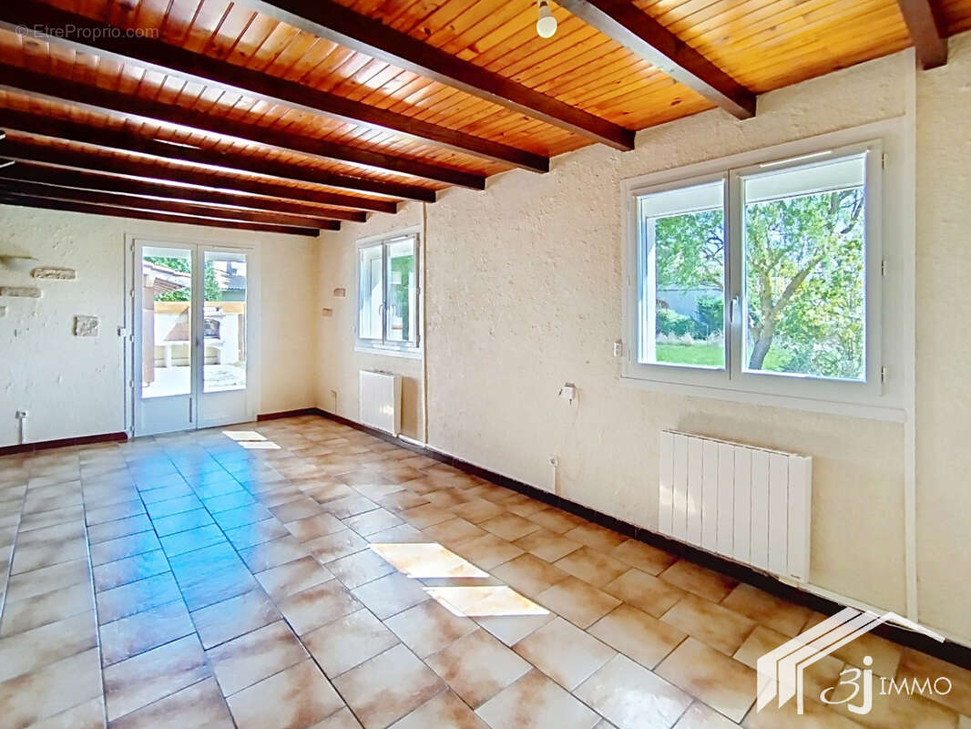 Maison à LEGUEVIN