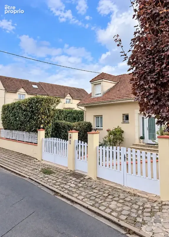 Maison familiale avec jardin privatif dans une petite copropriété de 2 lots sans charges." - photo 1