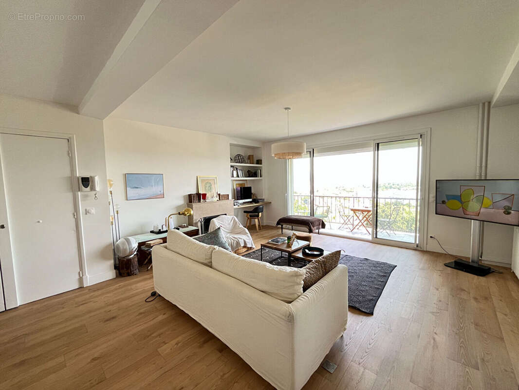 Appartement Saint-Cloud / 3 pièces 80,91 m2 / Quartier Val d'Or avec vue imprenable - photo 6