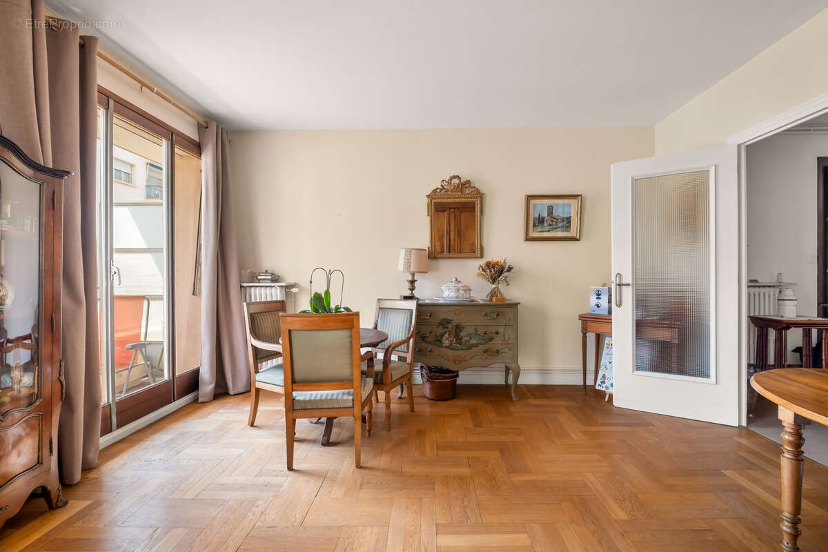 Appartement à LYON-6E