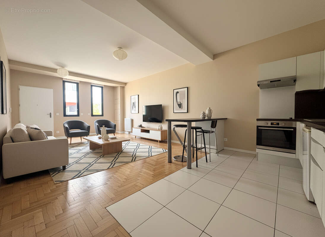 Appartement à BORDEAUX