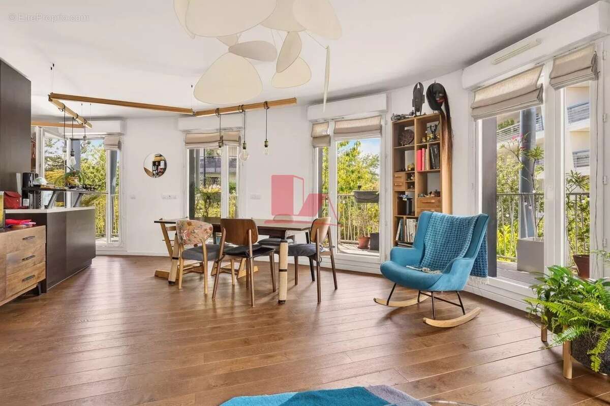 Appartement à ISSY-LES-MOULINEAUX