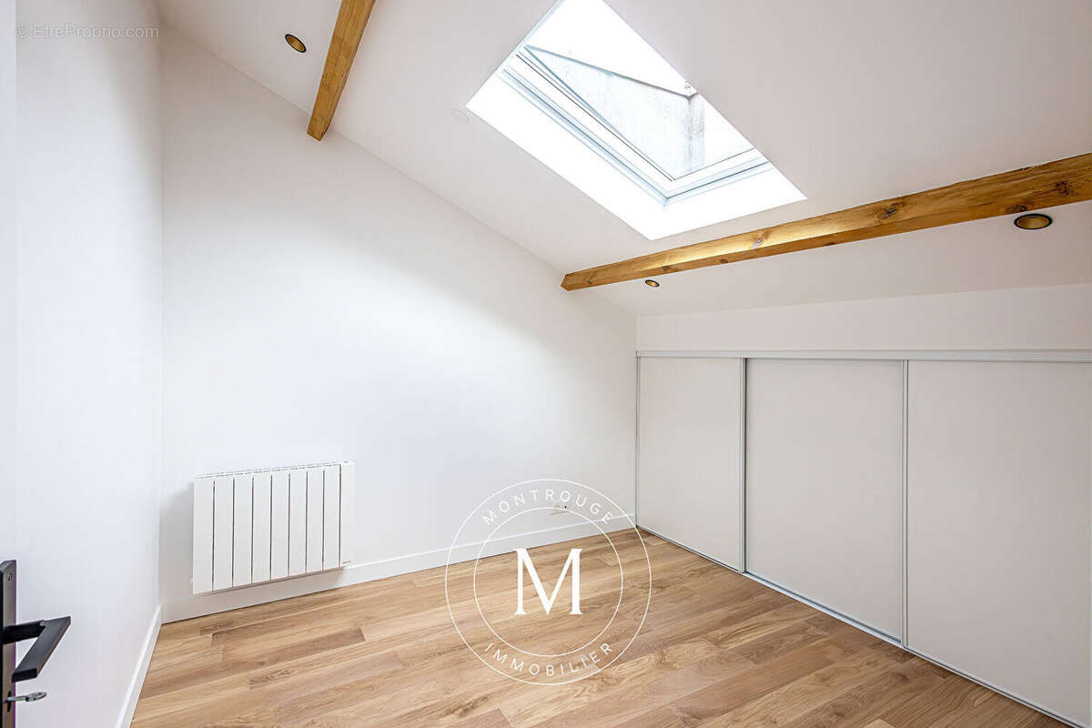 Appartement à MONTROUGE