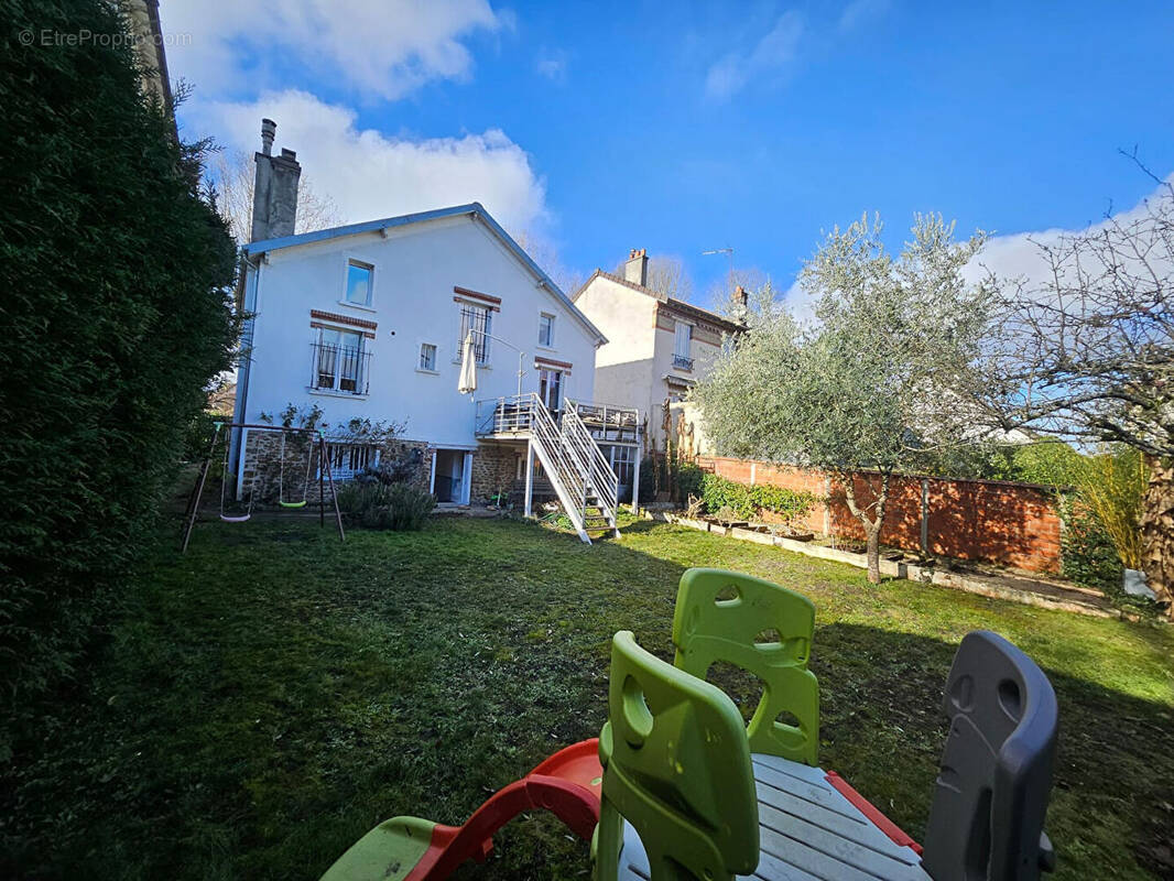 Maison à VILLEMOMBLE