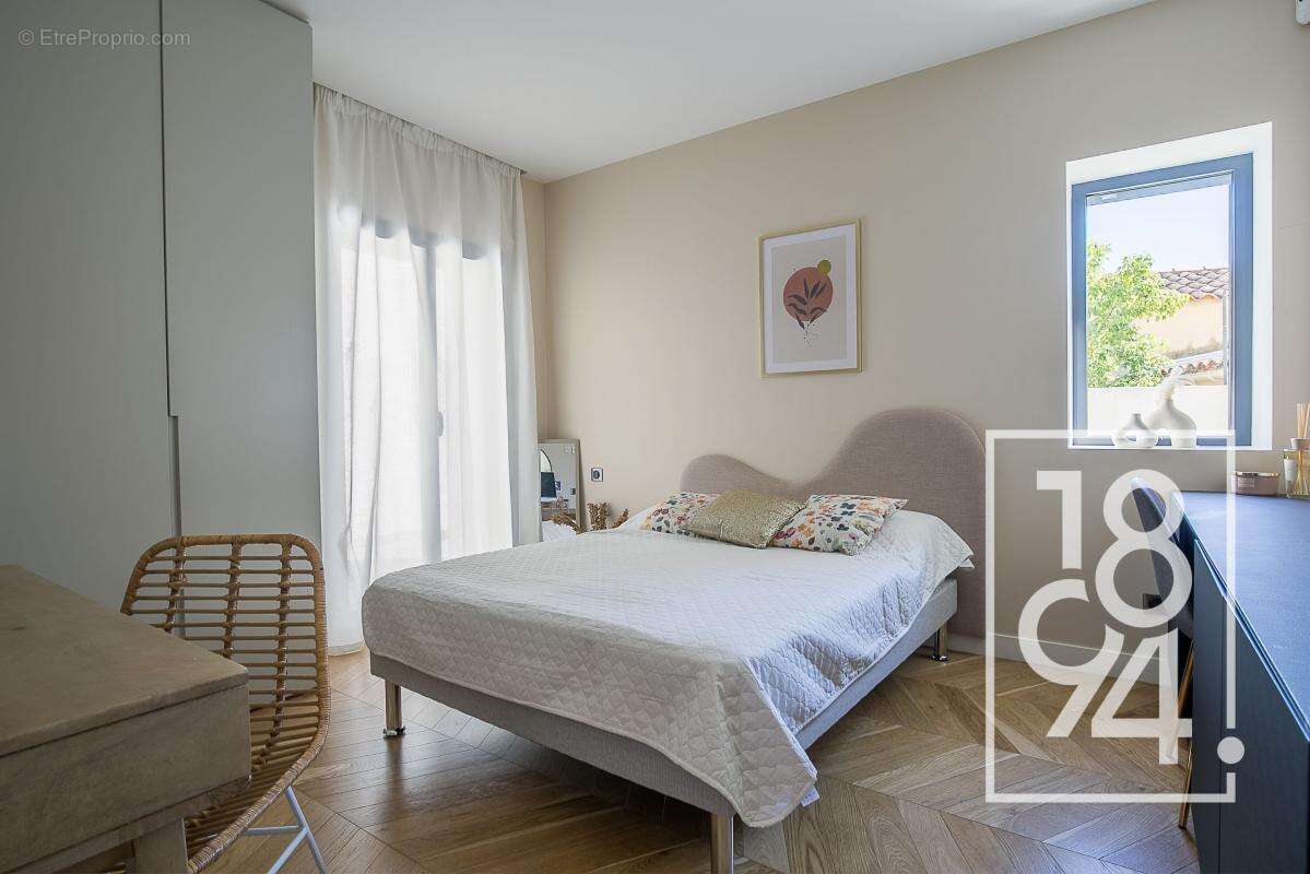 Appartement à MARSEILLE-9E