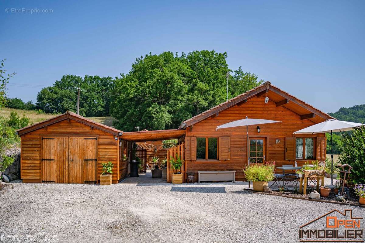 Appartement à DAUSSE