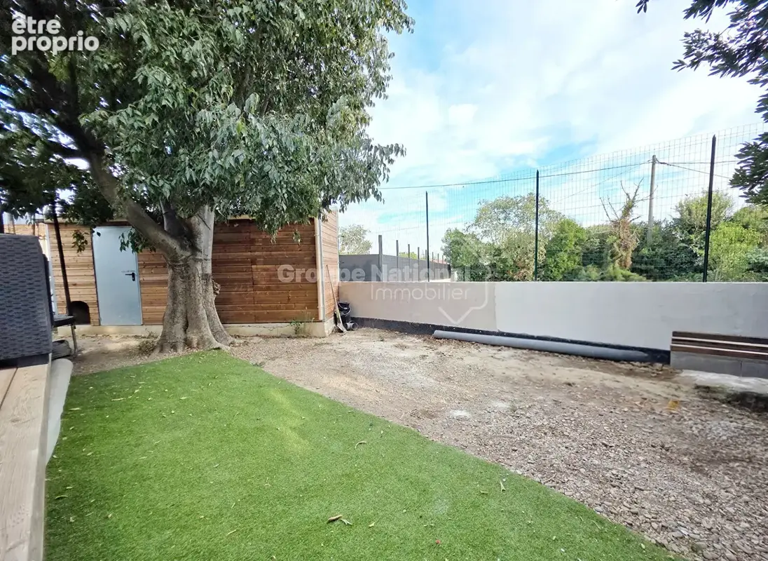 Maison de plain-pied rénovée,  80 m² , Miramas (13140) - photo 6
