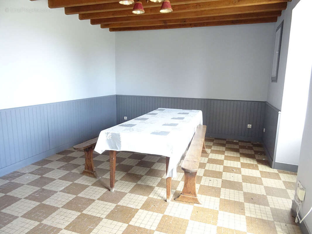 Maison à JUVIGNY-LE-TERTRE