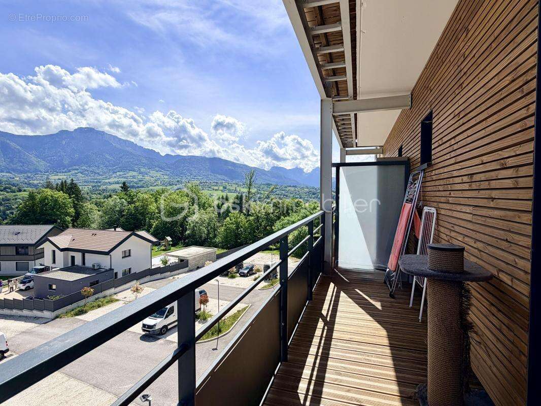 Appartement à SAINT-MARTIN-BELLEVUE