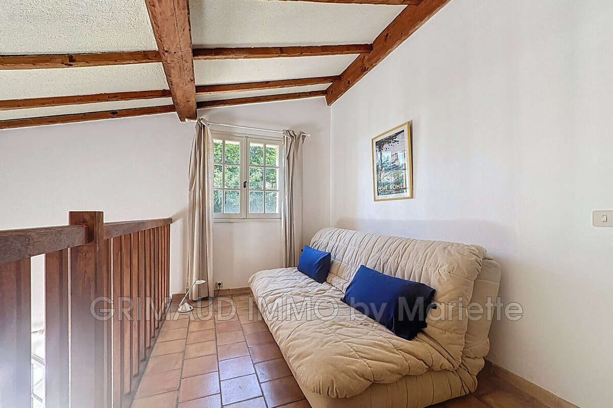 Maison à LA GARDE-FREINET