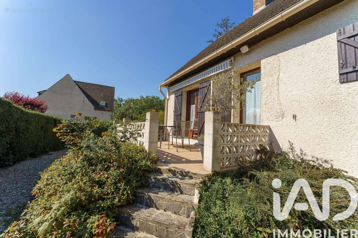 Photo 2 - Maison à OSNY