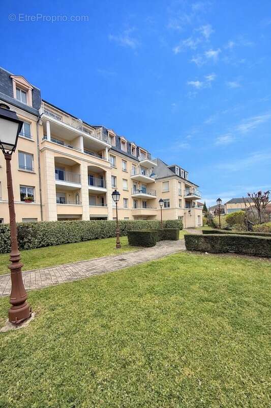 Appartement à vendre 5 pièces  (78) 97 m² - 3 chambres - terrasse - 2 garages - cave - photo 14