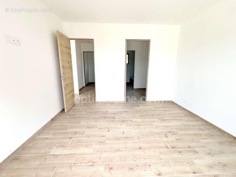 Maison neuve à vendre 5 pièces 109 m² habitables VILLEFRANCHE SUR CHER (41) sous garantie décennale, à proximité du centre ville - photo 6