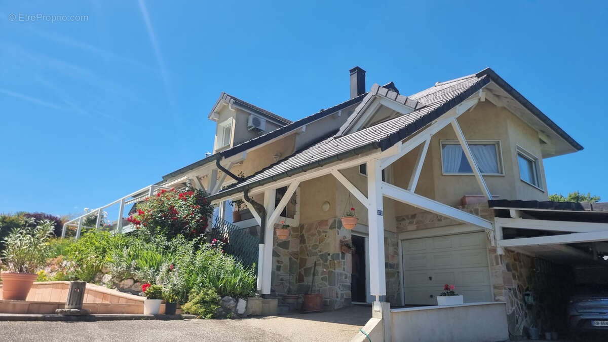 Maison à LES MOLLETTES