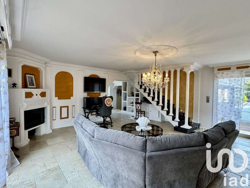 Photo 5 - Maison à SAINT-PANTALEON-DE-LARCHE