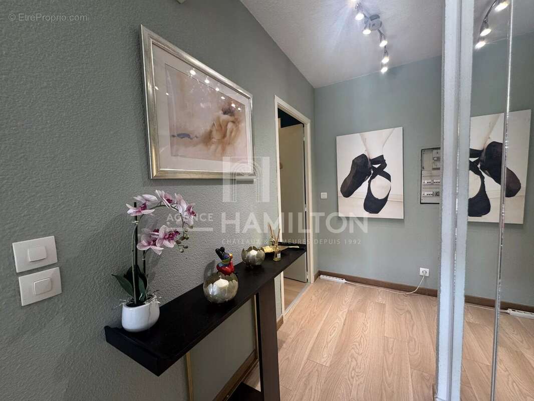 Appartement à VALBONNE