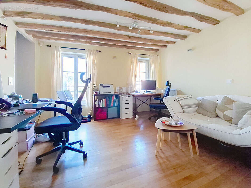 Maison à VILLIERS-SUR-MORIN