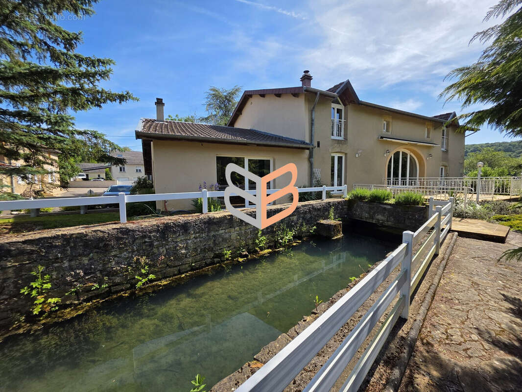 Maison à BRIEY