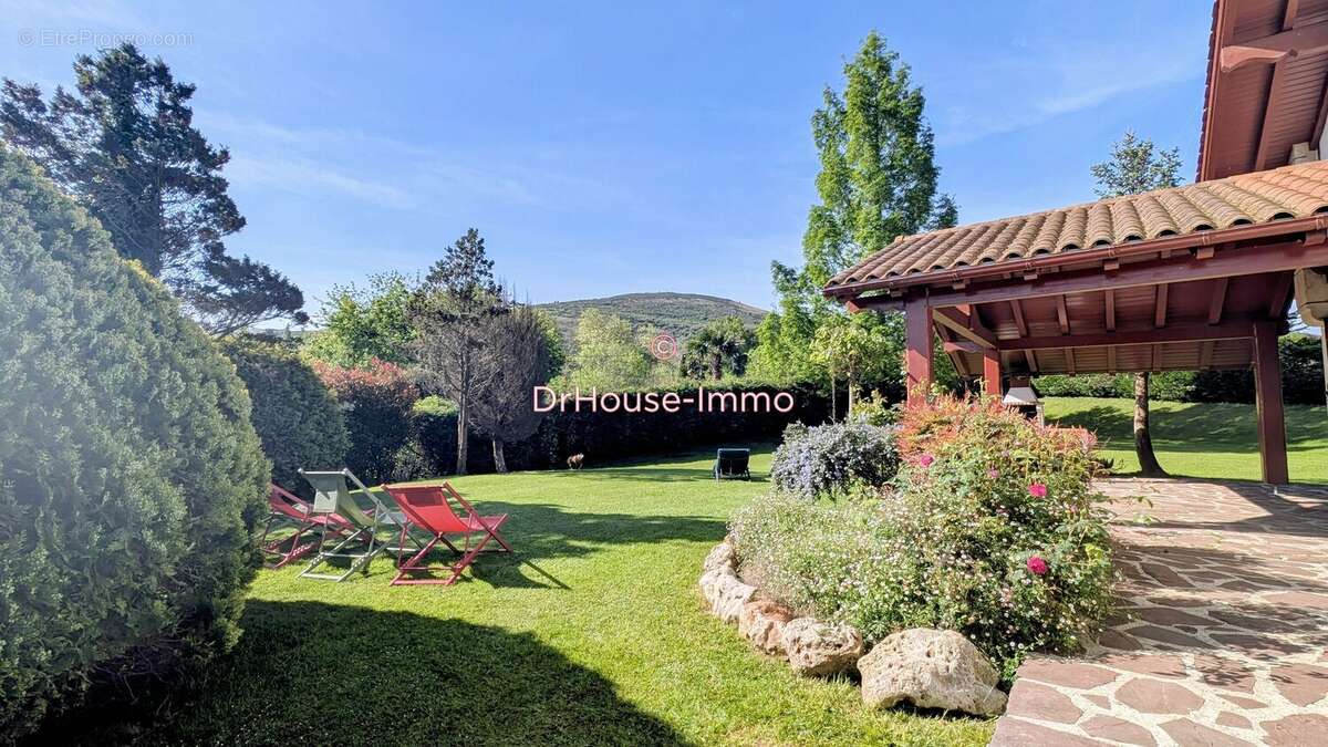 Maison à URRUGNE