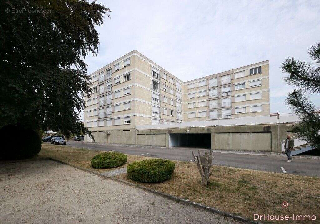 Appartement 77 m² à Troyes  - photo 4