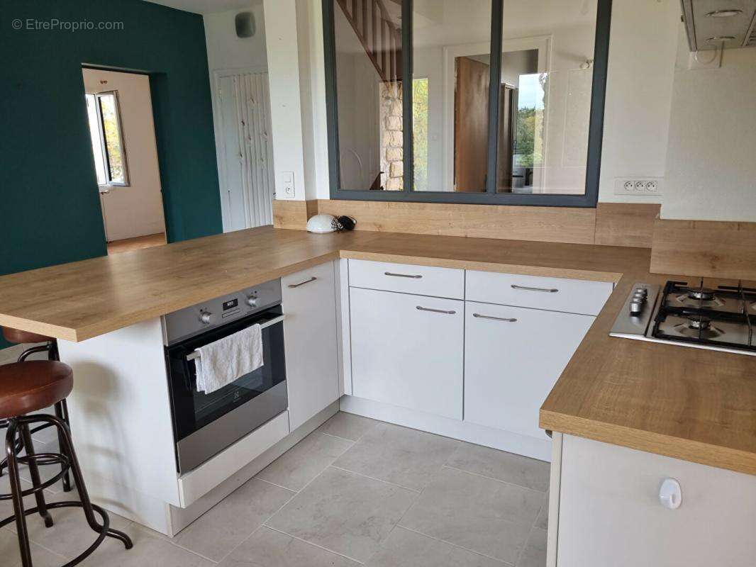 Maison à LES BORDES