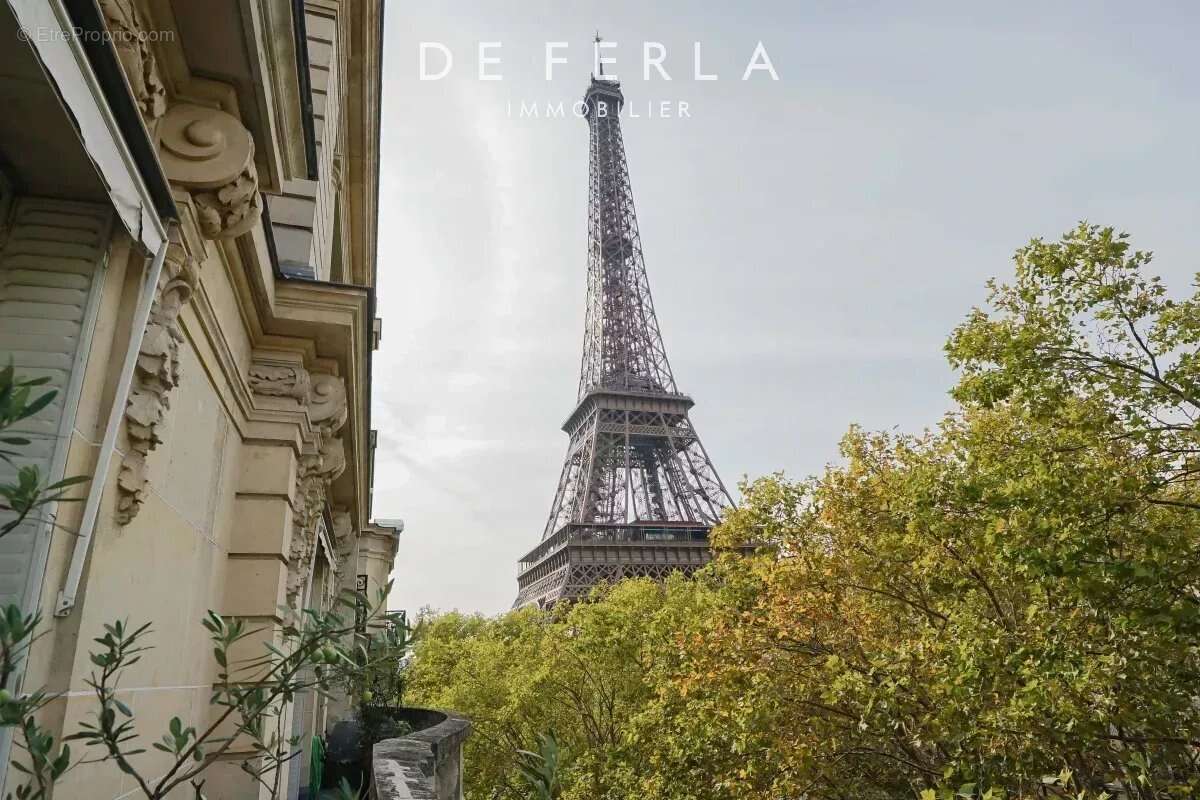 Appartement à PARIS-7E