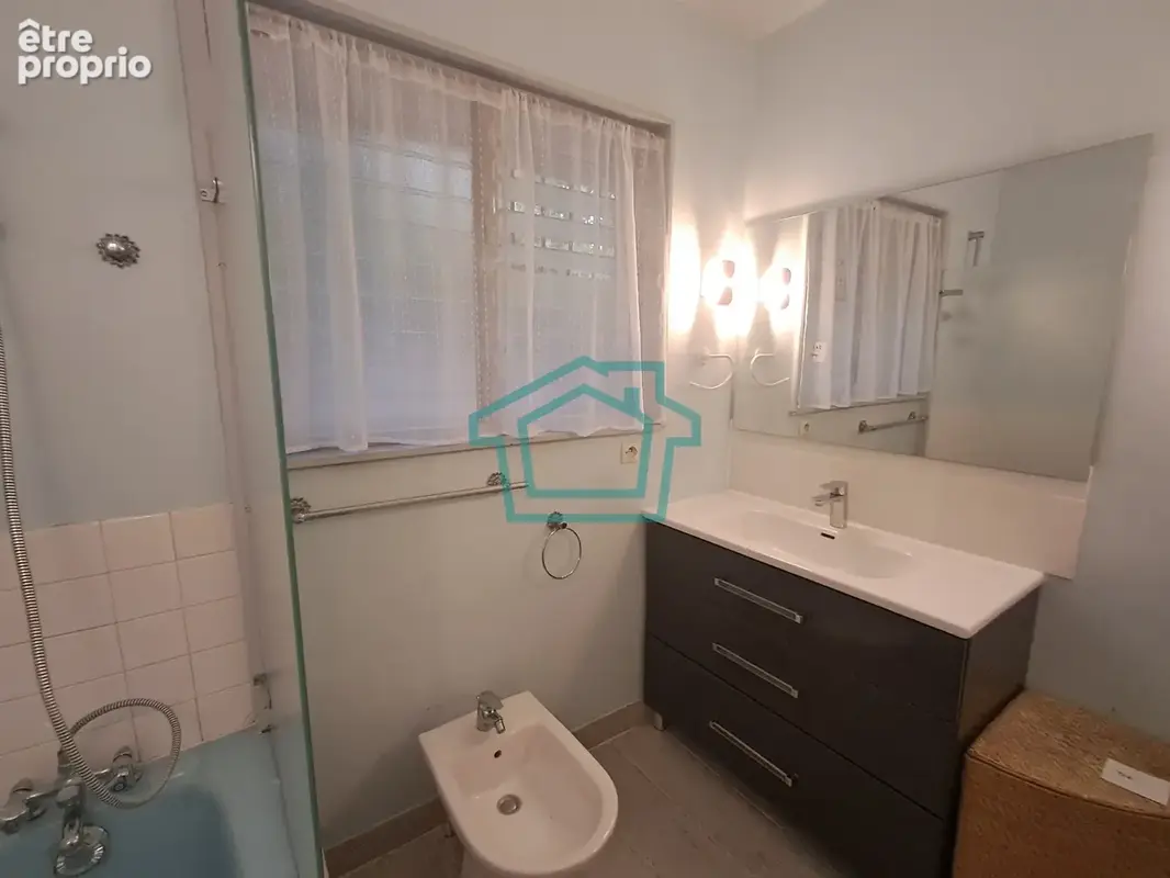 Proche Thoiry   Maison de plain-pied 4 chambres avec sous-sol total sur 2 275 m2 de terrain - photo 14