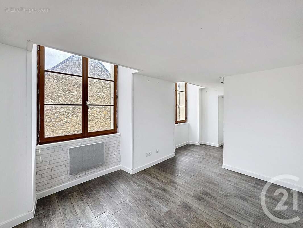 Appartement à MONTEREAU-FAULT-YONNE