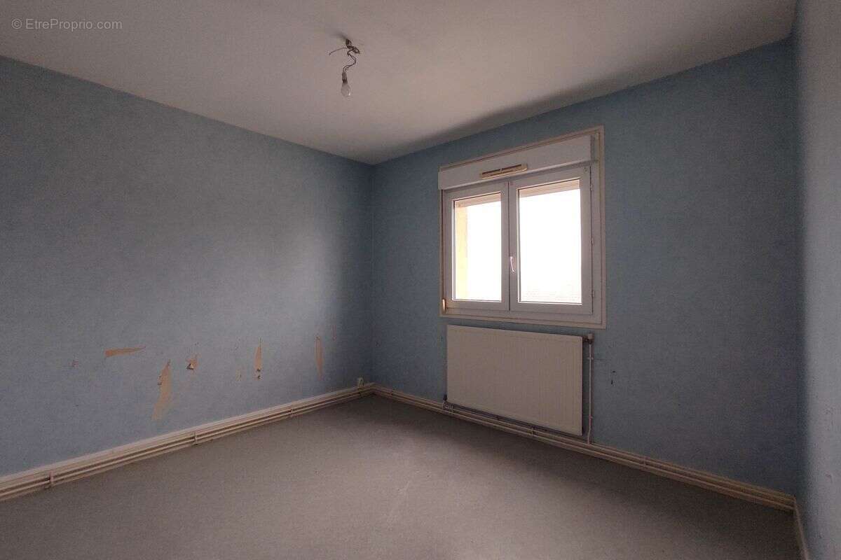 Appartement à MARIGNY-LE-CHATEL