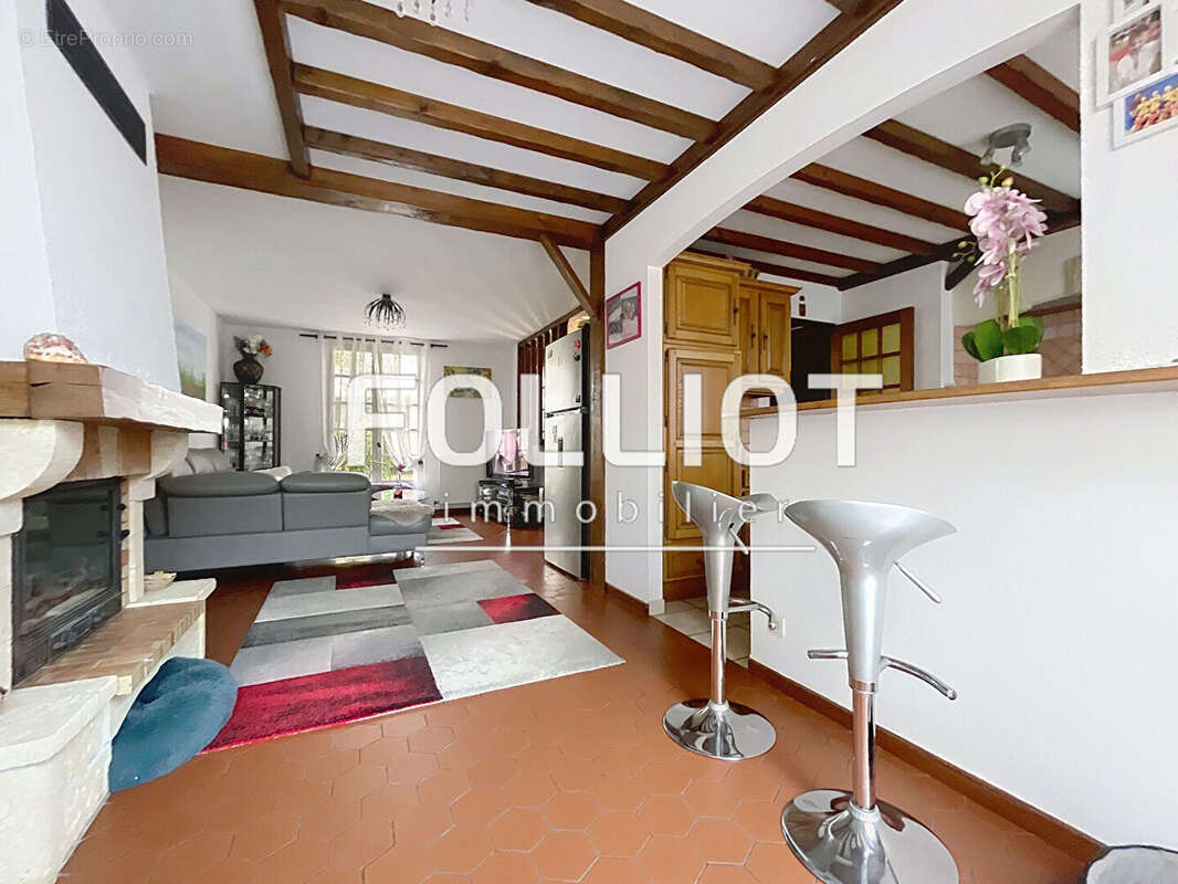 Maison à VILLONS-LES-BUISSONS