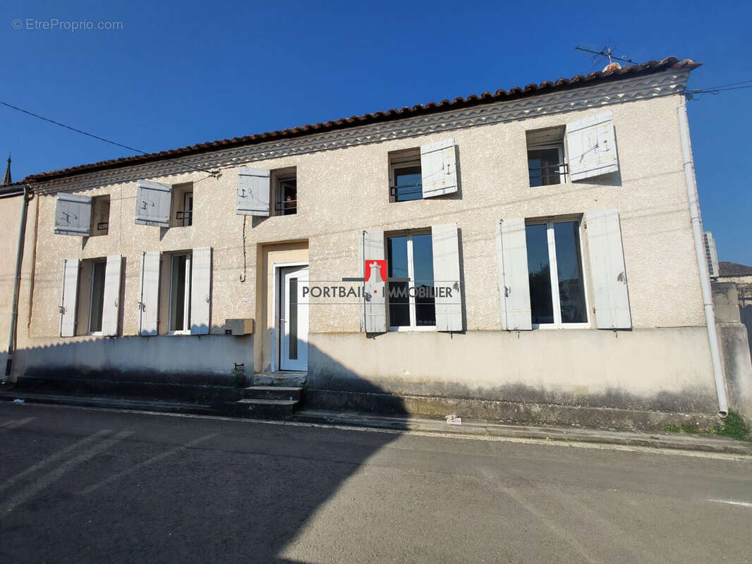 Maison à SAINT-ANDRONY