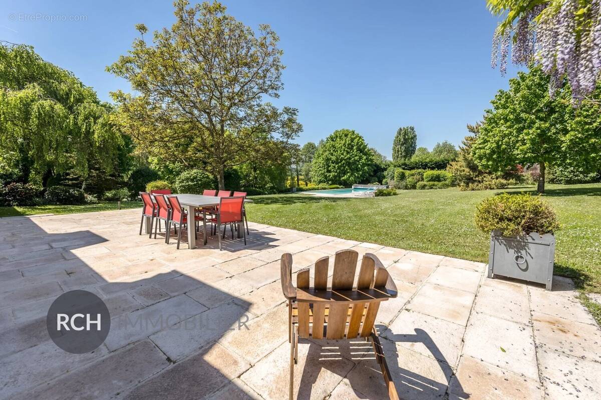 Maison à MONTFORT-L&#039;AMAURY