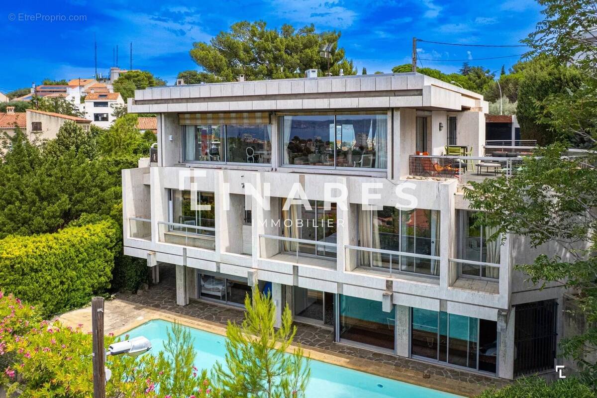 Maison à MARSEILLE-8E
