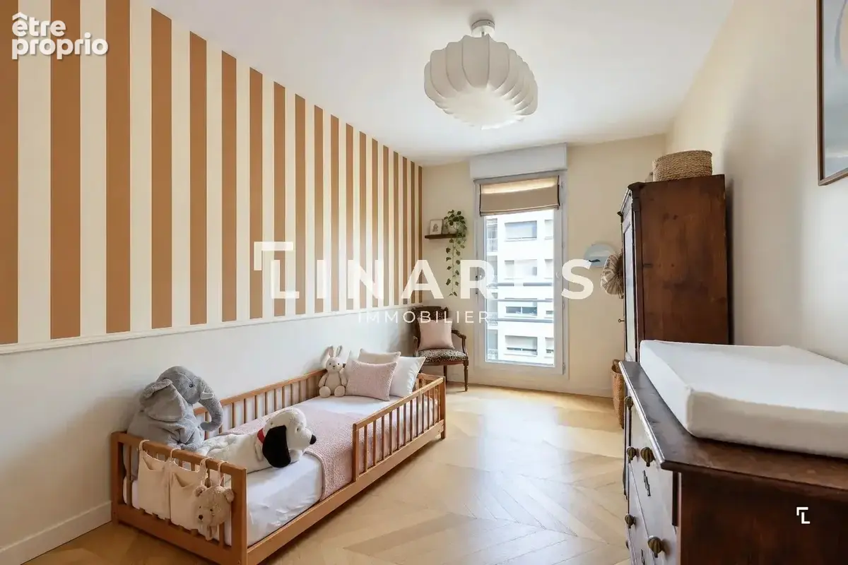 L'ELEGANCE PERIER - Appartement T4 de 118m2 - Terrasse - Garage double (sus) - 13008 - photo 11