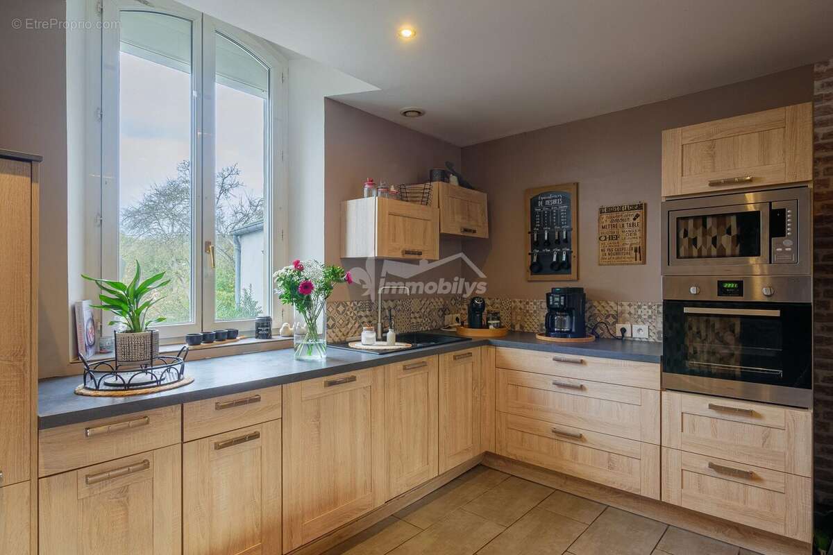 Maison à BRANCOURT-EN-LAONNOIS