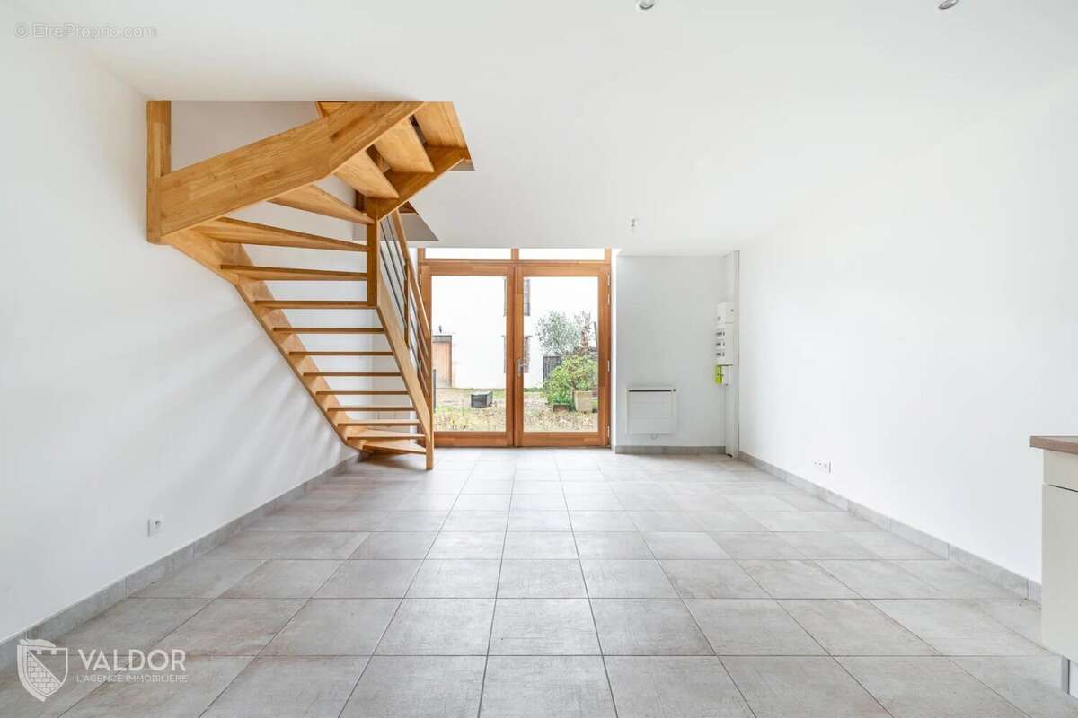 Appartement à ARNAS