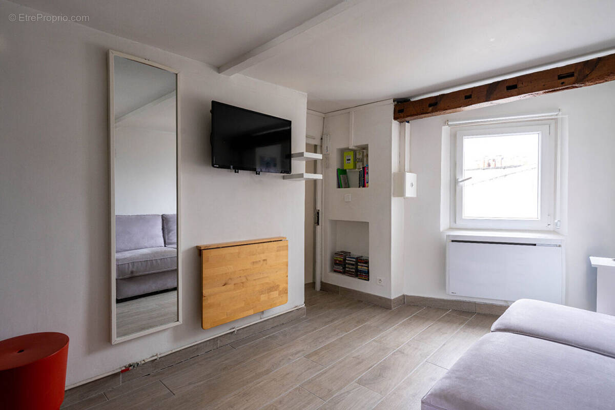 Appartement à PARIS-9E