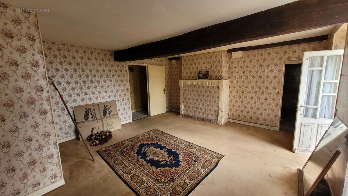 Maison à POUGUES-LES-EAUX