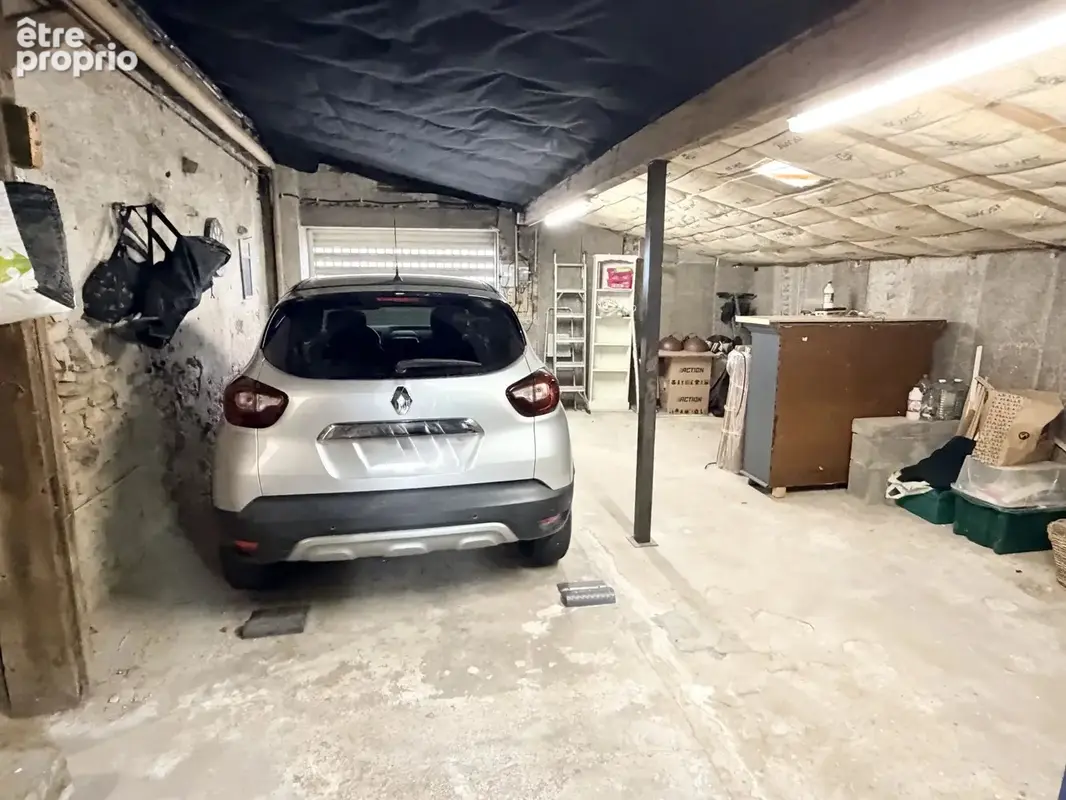 Grande maison rénovée au cœur d'une ville animée dotée d'une gare - photo 13