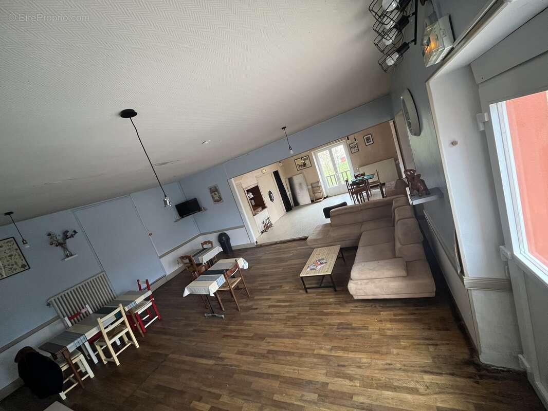 Maison à LE CHATELET