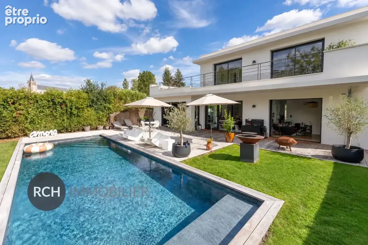 Photo Maison à Montfort-L'amaury au prix de 2 000 000€